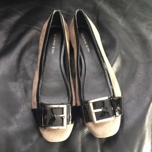 Gianni Bini suede & patent leather flats Sz 8.5 M